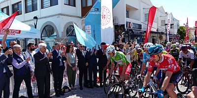 59.Cumhurbaşkanlığı Türkiye Bisiklet Turu’nun 7. Etap yarışı Çeşme’den Başladı