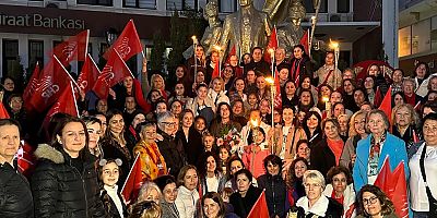 8 Mart Dünya Kadınlar Günü Çeşme'de Coşkuyla Kutlandı                        