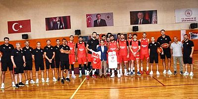A Milli Erkek Basketbol Takımı Çeşme’de Kampa Girdi!