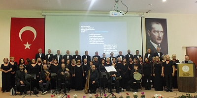 Çeşme Halk Eğitim Merkezi Türk Sanat Müziği Korosu Unutulmaz Bir Gece Yaşattı