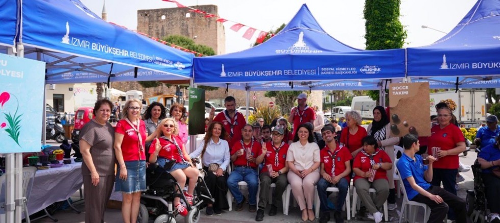 Başkan Denizli, Engelliler Haftası’nda Çocuklar ve Aileleriyle Bir Araya Geldi