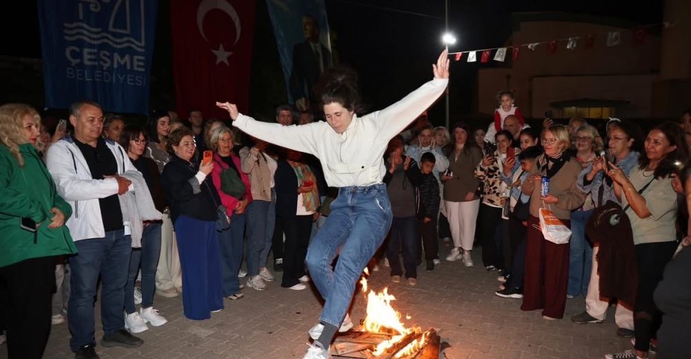 Çeşme’de Hıdırellez Kutlaması Dilekler tutuldu, ateşler yakıldı…