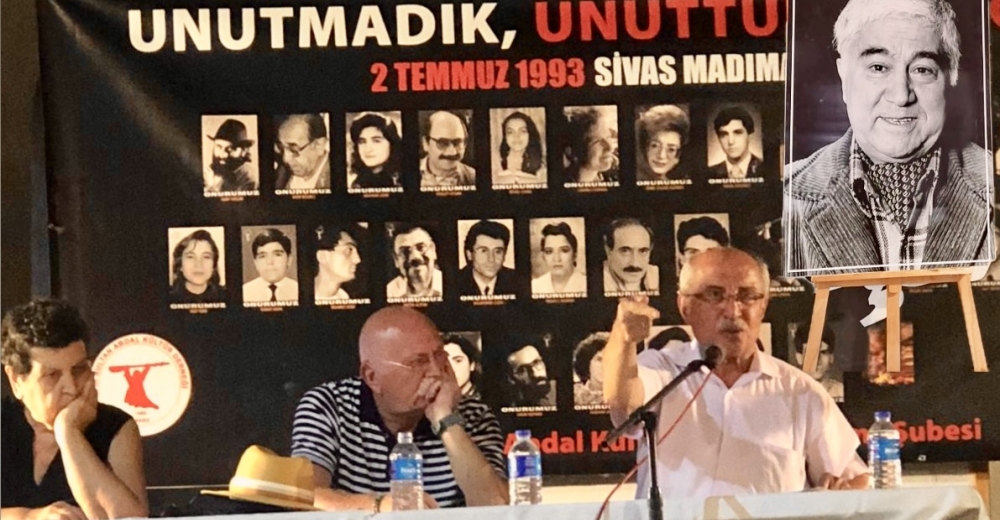 Çeşme’de Sivas Katliamı ve Aziz Nesin Unutulmadı 