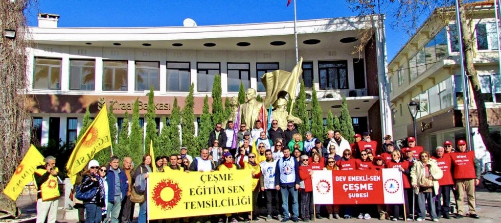KESK Çeşme’de Sokağa İndi “Geçinemiyoruz”