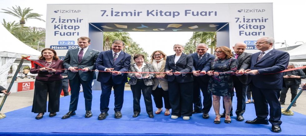  7. İzmir Kitap Fuarı Kültürpark’ta Kapılarını Açtı