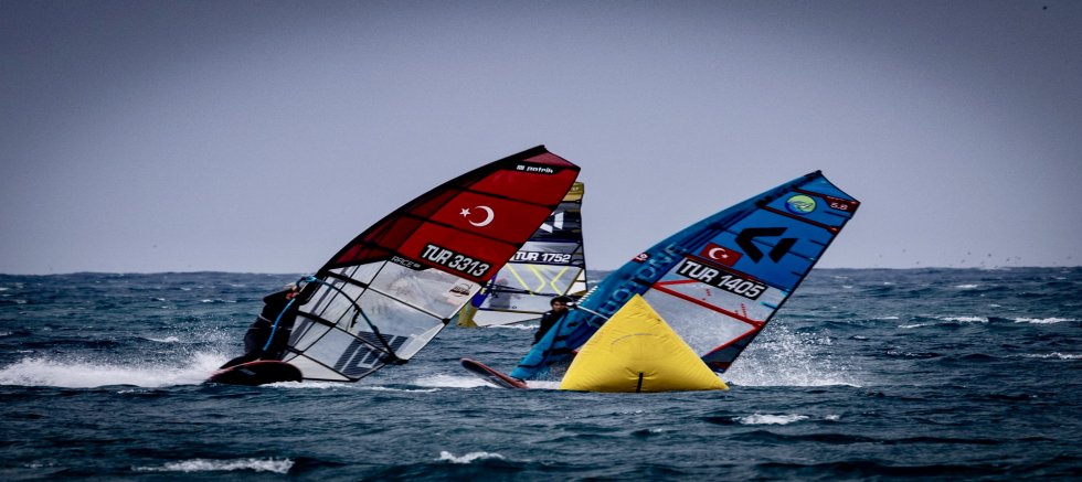 Alaçatı’da rüzgârın şampiyonları belli oldu