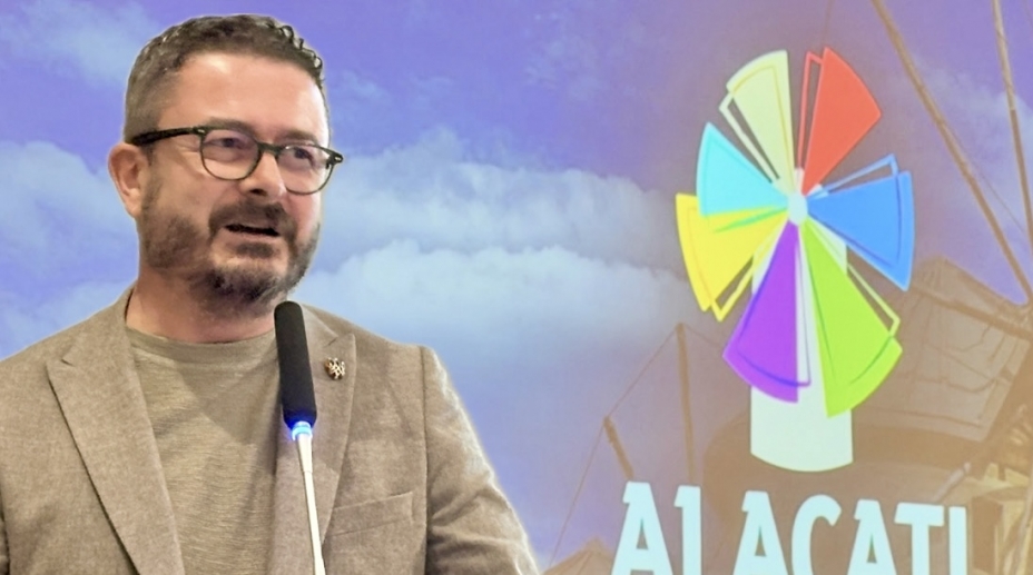 Alaçatı Turizm Derneği’nde Başkan Ünsal Güven Tazeledi