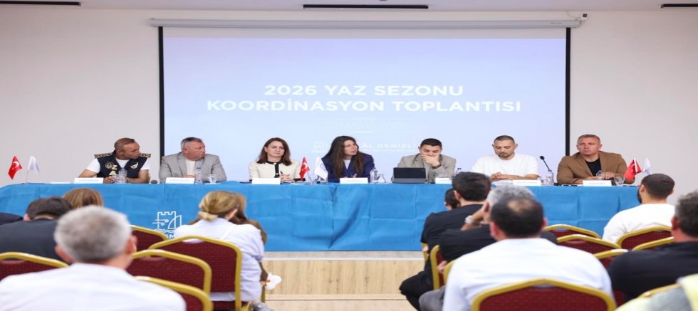 Çeşme Belediyesi 2026 yaz sezonu öncesi esnafla bir araya geldi  
