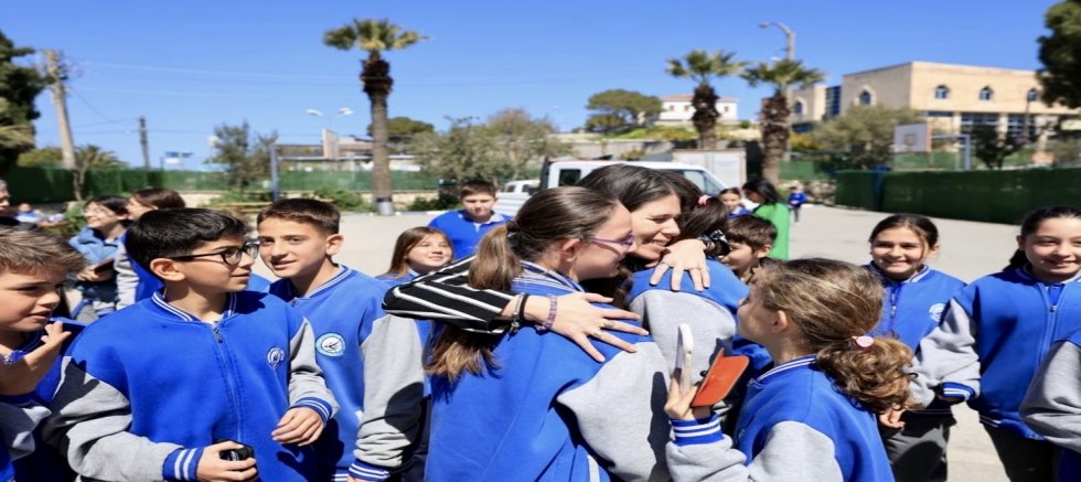 Çeşme Belediyesi’nden okullara sosyal alan desteği