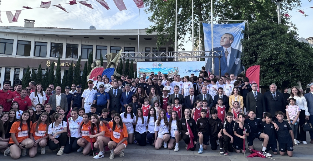 Çeşme’de 19. Yarımada Spor Oyunları Kortejle Başladı