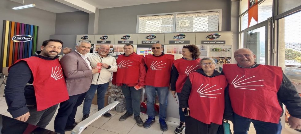 Çeşme’de CHP Sahada: Esnaf ve Vatandaşların Talepleri Dinlendi