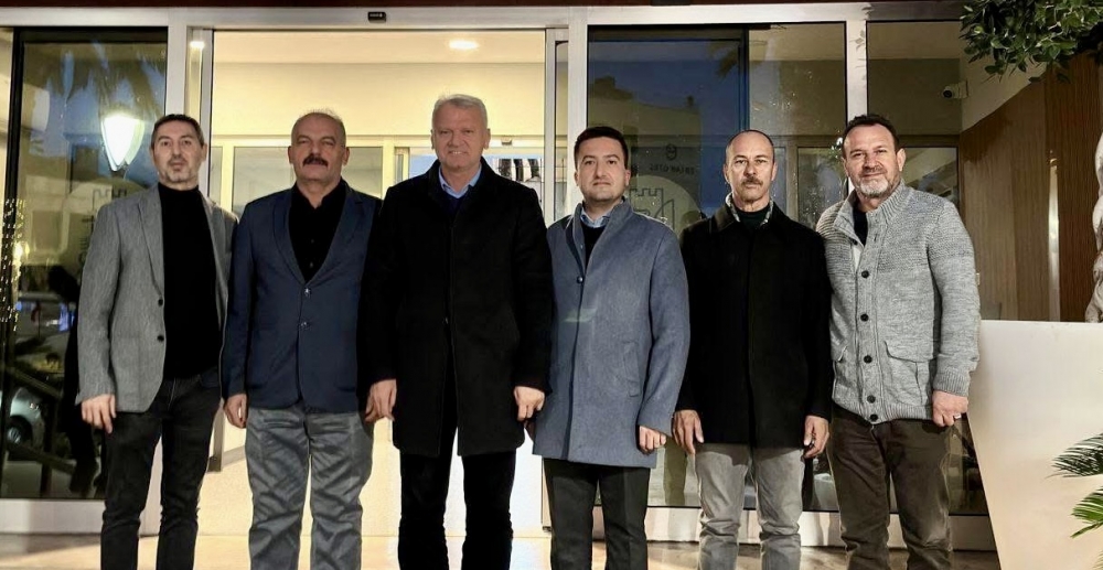 Çeşme’de Cumhur İttifakı’ndan Lal Denizli’ye Üslup Tepkisi!