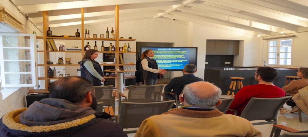 Çeşme’de tarım eğitimlerine yoğun ilgi  