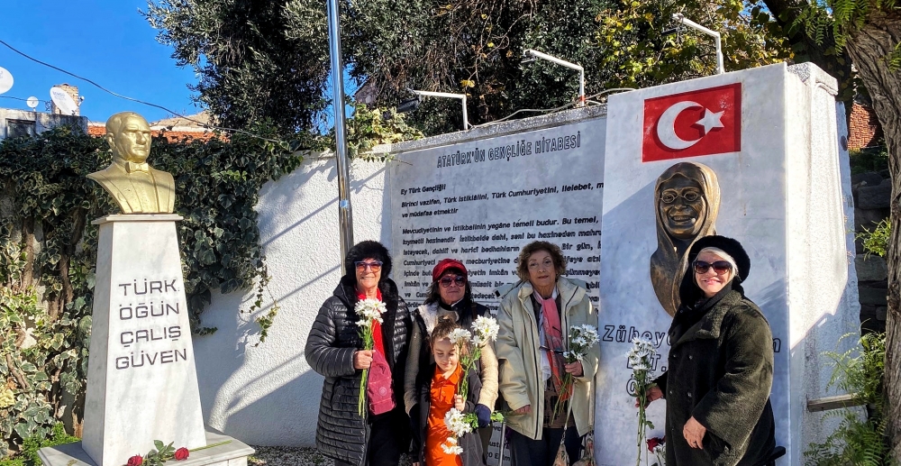 Çeşme’de Zübeyde Hanım’a Anlamlı Anma