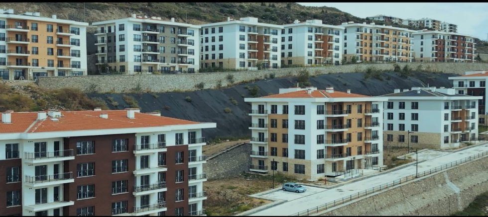 Çeşmeli Vatandaşlardan TOKİ Talebi!