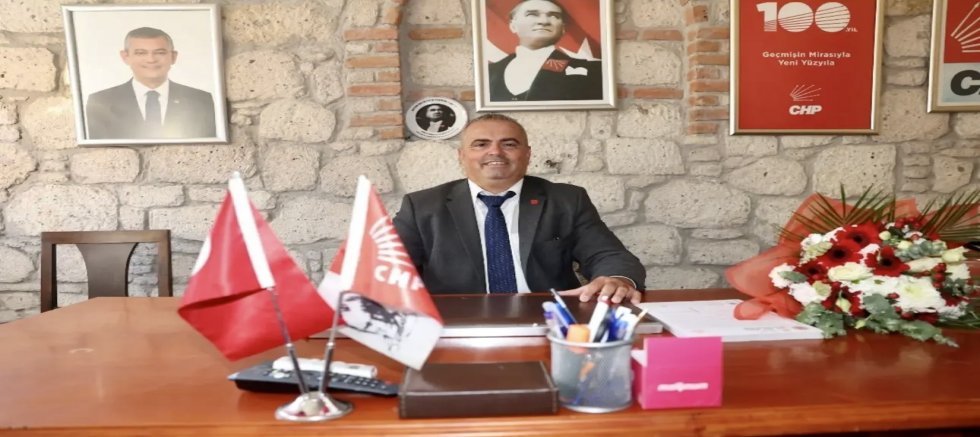 CHP Çeşme İlçe Örgütü’nde Bayrak Değişimi