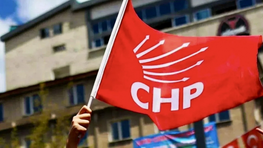 CHP’de Olağanüstü Kurultay İçin İmza Yeterli Sayısına İlk Günden Ulaşıldı