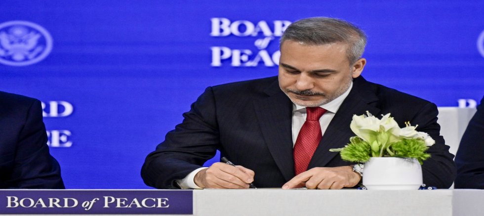 Dışişleri Bakanı Hakan Fidan, Gazze Barış Kurulu” belgesini imzaladı”