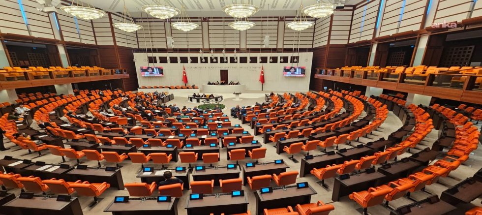 Fonların tasfiyesine ilişkin kanun teklifi TBMM’de yasalaştı!