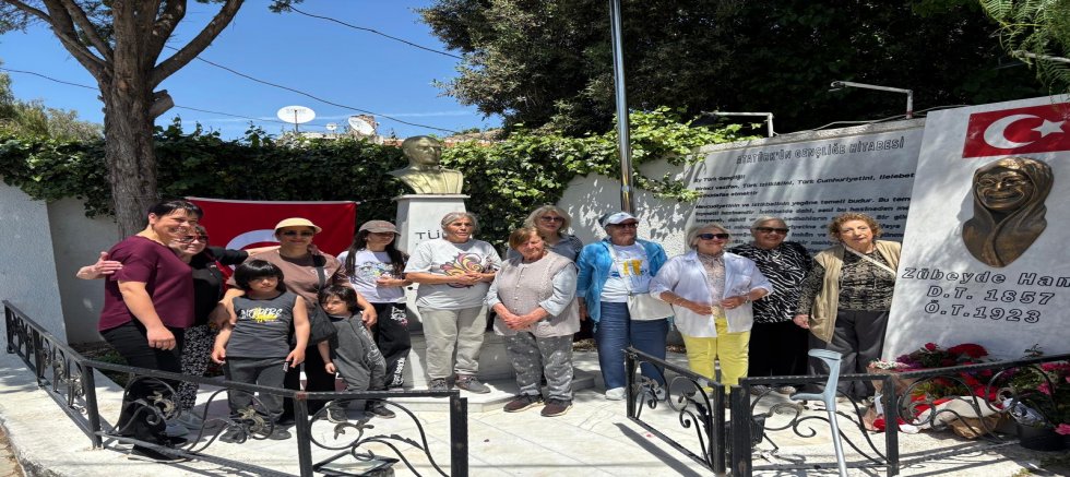 Ildırı’da Zübeyde Hanım Anneler Günü’nde Unutulmadı