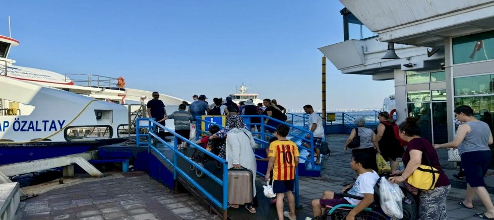 İZDENİZ’in Yaz Seferlerine Büyük İlgi