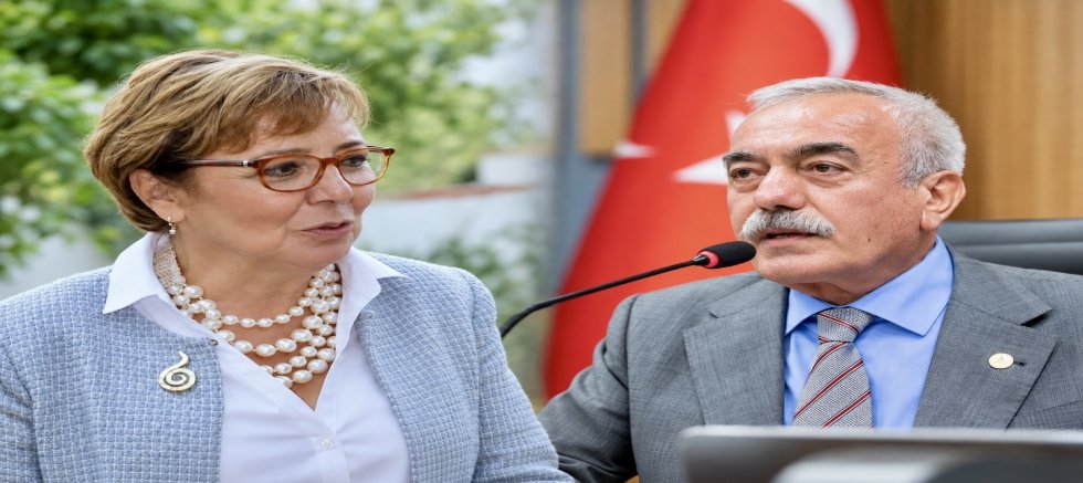 İzmir Büyükşehir’de Yeni Başkan Vekilleri Belli Oldu!