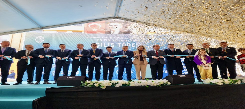 İzmir’e Eğitim Hamlesi 20 Yeni Okul Hizmete Açıldı