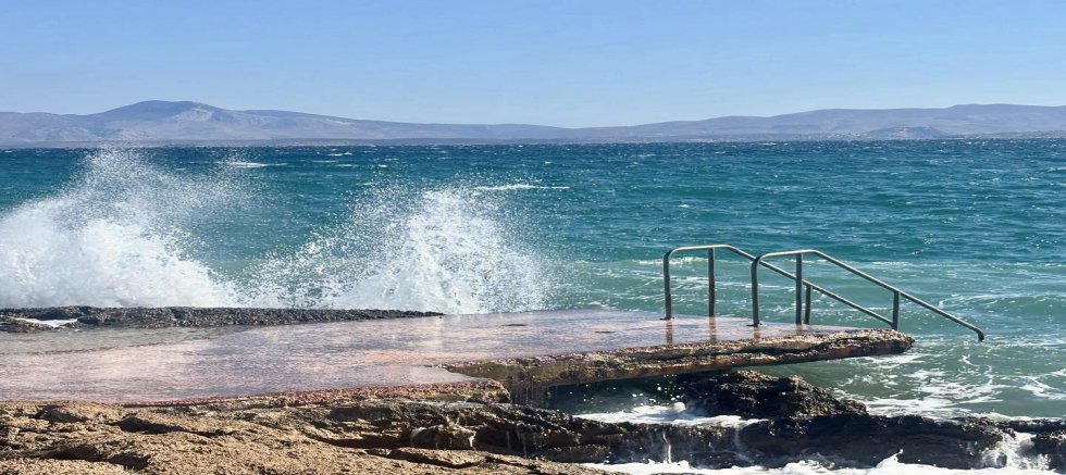 İzmir ve Çeşme İçin Kuvvetli Yağış ve Fırtına Uyarısı!