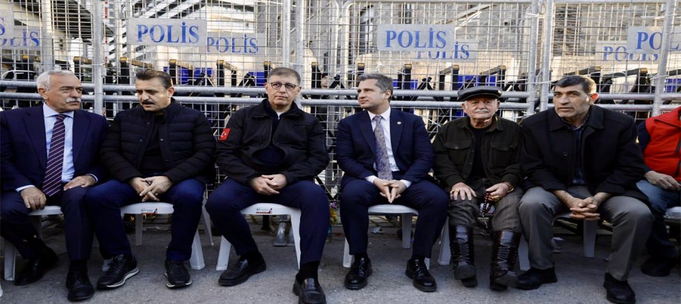 Meslek Fabrikası’nda Nöbet Sürüyor: Gözler Saat 18.00’de