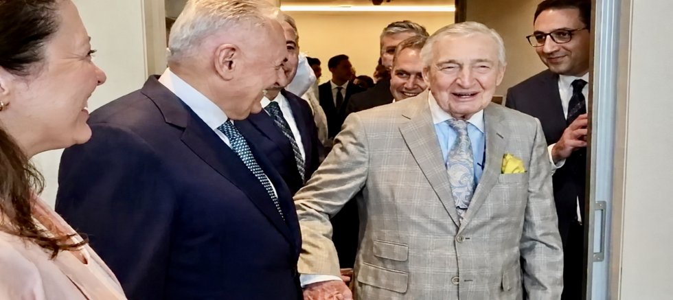 Rahmi Koç Hakkında Soruşturma Başlatıldı! Koç; “Kimseyi Hedef Almadım” Diyerek Özür Diledi!