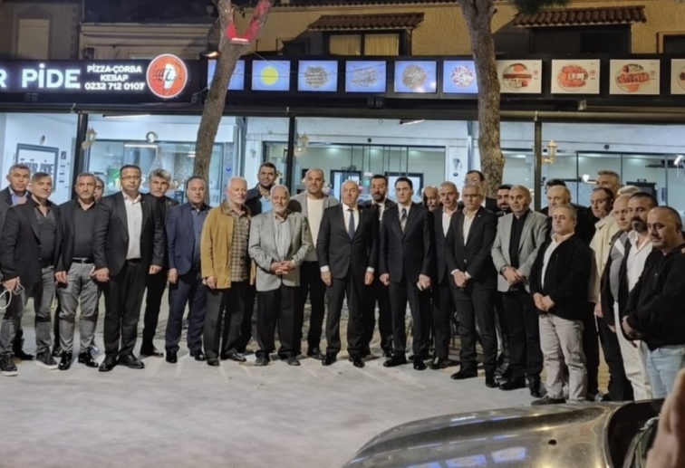 Sivaslı Hemşeriler Çeşme’de Aynı Sofrada Buluştu