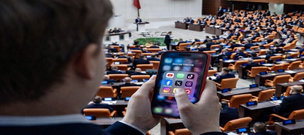 Sosyal medyada 15 yaş sınırı geliyor!