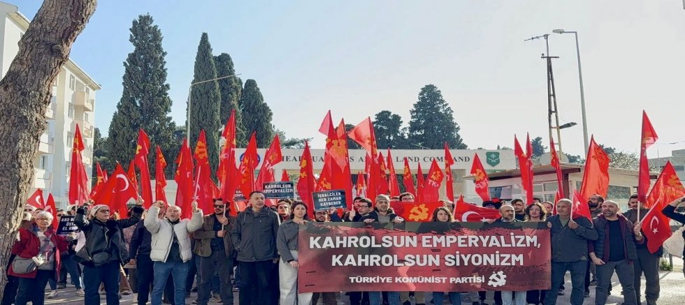 TKP’den İzmir’de İran Protestosu: “NATO Üsleri Kapatılsın”