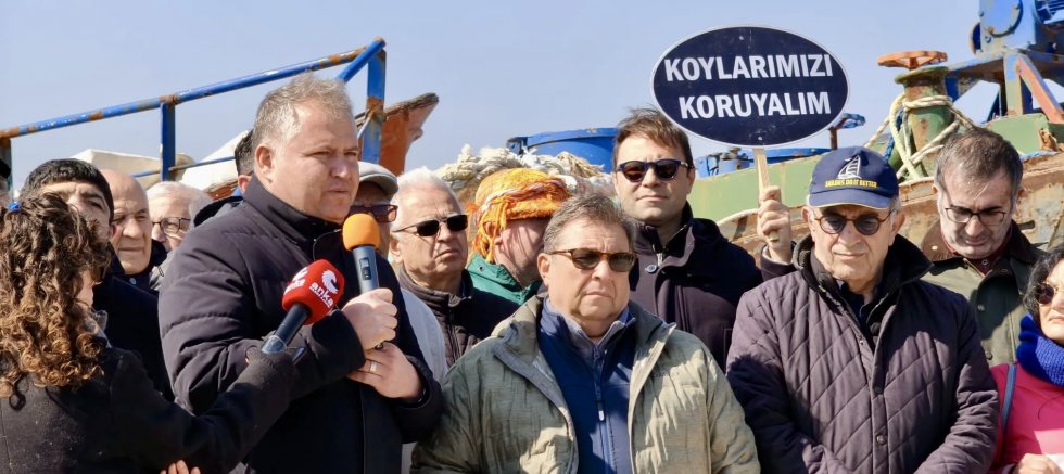 Urla Demircili’de Hurda Gemi Tepkisi Devam Ediyor! Karar Mahkemeden Bekleniyor…