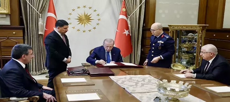 YAŞ kararları açıklandı: Genelkurmay Başkanlığı’na Selçuk Bayraktaroğlu atandı