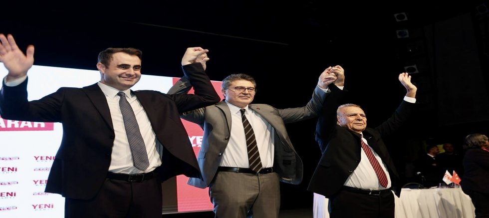 YENİ Parti İzmir’de Ön Seçim Heyecanı: Güç ve Kocaoğlu Sandık Başında!
