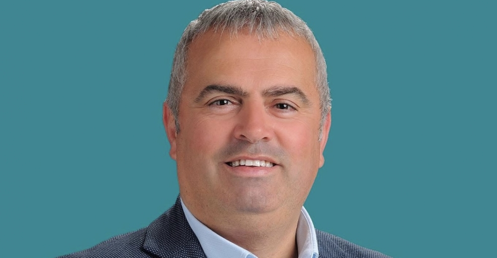Seyit Dolunay Onur, CHP Çeşme İlçe Başkanlığına Adaylığını Açıkladı