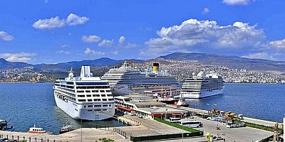 2025’te İzmir’in Kruvaziyer Turizmi Geriledi, Çeşme’de Gemi Sayısı Azaldı, Yolcu Sayısı Arttı 