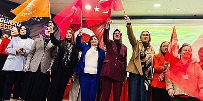 AK Parti Çeşme Kadın Kolları Başkanı Elif Demirer Oldu