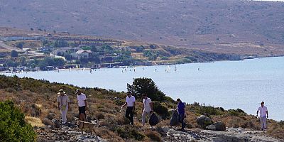 Alaçatı Sulak Alan'da Çevre Temizliği