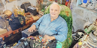 Alaçatılı Koleksiyoner Gökçen Adar’dan Anadolu Pop Art Sergisi