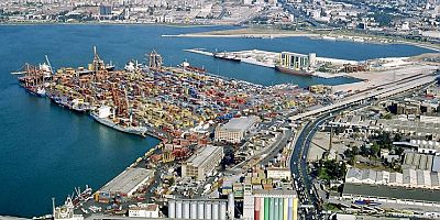 Alsancak Limanı Albayrak Grubu’na Devredildi!  Siyasi Tepki ve İş Dünyasından Farklı Mesajlar…