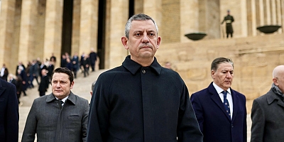 Ankara Valiliği, CHP’nin 23 Nisan Talebini Reddetti!  Özgür Özel “23 Nisan Yasaklanamaz!”