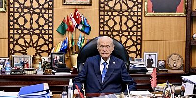 Bahçeli: Ahmet Türk görevine iade edilmeli, Ahmet Özer tahliye edilmeli