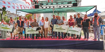 Başkan Denizli: Toprağımızdan çıkan doğal güzelliklerimize sahip çıkmalıyız