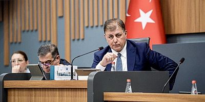 Başkan Tugay transfere kapıyı kapattı: “Bağımsız kalmak hizmet demek”