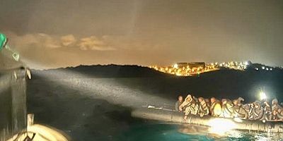 Çeşme açıklarında 38 düzensiz göçmen kurtarıldı