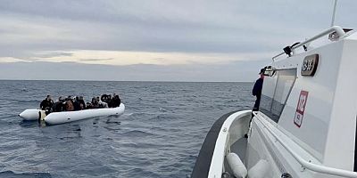 Çeşme Açıklarında Düzensiz Göçmen Kurtarıldı