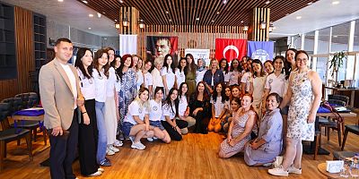 Çeşme Belediye Başkanı Lâl Denizli, TSKF Gençlik ve Liderlik Kampı ’25 açılışında genç kadınlara seslendi