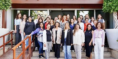 Çeşme Belediyesi’nden Meme Kanseri Farkındalık Etkinliği